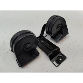 2016-2019 FORD EXPLORER HORN DUAL NOTE & MOUNTING BRACKET ASSEMBLY OEM 2016-2019 FORD EXPLORER HORN DUAL NOTE & MOUNTING BRACKET ASSEMBLY OEM