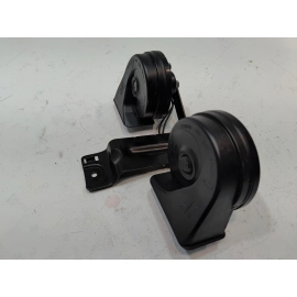 2016-2019 FORD EXPLORER HORN DUAL NOTE & MOUNTING BRACKET ASSEMBLY OEM 2016-2019 FORD EXPLORER HORN DUAL NOTE & MOUNTING BRACKET ASSEMBLY OEM