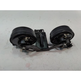 2016-2019 FORD EXPLORER HORN DUAL NOTE & MOUNTING BRACKET ASSEMBLY OEM 2016-2019 FORD EXPLORER HORN DUAL NOTE & MOUNTING BRACKET ASSEMBLY OEM