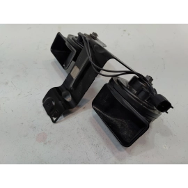 2016-2019 FORD EXPLORER HORN DUAL NOTE & MOUNTING BRACKET ASSEMBLY OEM 2016-2019 FORD EXPLORER HORN DUAL NOTE & MOUNTING BRACKET ASSEMBLY OEM