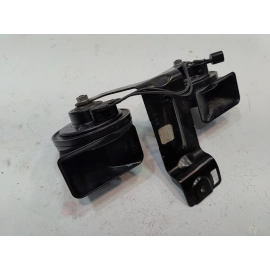 2016-2019 FORD EXPLORER HORN DUAL NOTE & MOUNTING BRACKET ASSEMBLY OEM 2016-2019 FORD EXPLORER HORN DUAL NOTE & MOUNTING BRACKET ASSEMBLY OEM