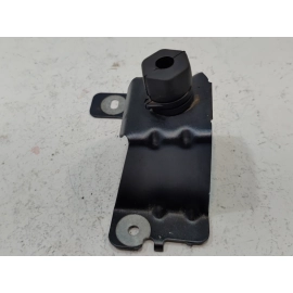 2016-2019 FORD EXPLORER FRONT LEFT DRIVER SIDE FENDER UPPER BRACKET SUPPORT OEM 2016-2019 FORD EXPLORER FRONT LEFT DRIVER SIDE FENDER UPPER BRACKET SUPPORT OEM