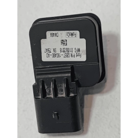 FORD EXPLORER 2016 - 2019 REAR VIEW BACKUP PARKING ASSIST CAMERA OEM FORD EXPLORER 2016 - 2019 REAR VIEW BACKUP PARKING ASSIST CAMERA OEM