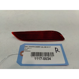 DEFECT!18-25 Toyota Camry Passenger Side Rear Bumper Reflector Marker Lights OEM DEFECT!18-25 Toyota Camry Passenger Side Rear Bumper Reflector Marker Lights OEM
