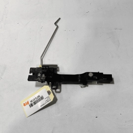 2015-2020 ACURA TLX REAR RIGHT PASSENGER DOOR EXTERIOR HANDLE BASE BRACKET 