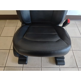 2016-2019 Ford Explorer XLT Front Passenger Side Leather Seat Assembly OEM Black