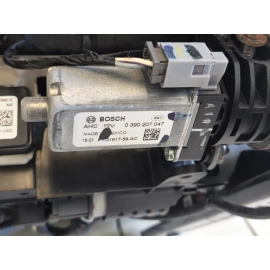 2016-2019 Ford Explorer XLT Front Passenger Side Leather Seat Assembly OEM Black