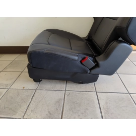 2016-19 Ford Explorer XLT Second Row Right Passenger Side Leather Seat OEM Black