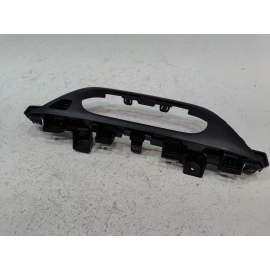 2024-2025 BUICK ENVISTA DASH AC HEATER CLIMATE & HAZARD SWITCH BEZEL TRIM OEM