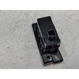 2024-2025 Buick Envista Center Console Rearward Back USB Port Socket Hub OEM