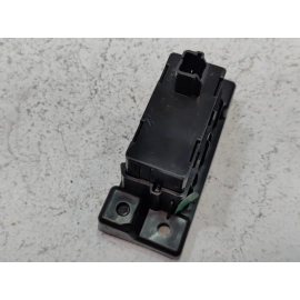 2024-2025 Buick Envista Center Console Rearward Back USB Port Socket Hub OEM