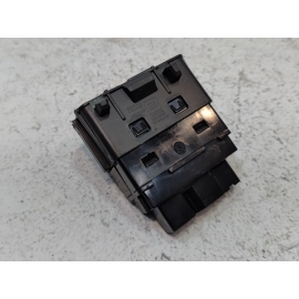 2024-25 Buick Envista Dash Instrument Panel Center Lower Media USB Port Hub OEM