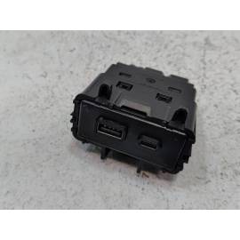 2024-25 Buick Envista Dash Instrument Panel Center Lower Media USB Port Hub OEM