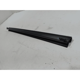 24-25 BUICK ENVISTA REAR PASSENGER DOOR WINDOW INNER BELT WEATHERSTRIP SEAL OEM