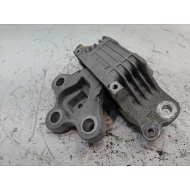 2024-2025 BUICK ENVISTA FWD 1.2 TRANSMISSION LEFT SIDE MOUNT SUPPORT BRACKET OEM