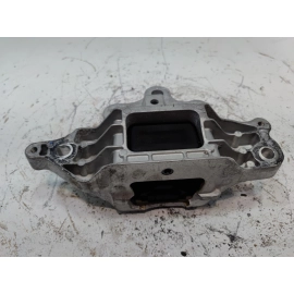 2024-2025 BUICK ENVISTA FWD 1.2 TRANSMISSION LEFT SIDE MOUNT SUPPORT BRACKET OEM