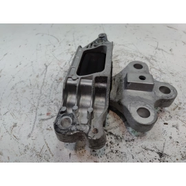 2024-2025 BUICK ENVISTA FWD 1.2 TRANSMISSION LEFT SIDE MOUNT SUPPORT BRACKET OEM