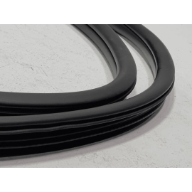 2024-2025 BUICK ENVISTA FRONT LEFT SIDE DOORWAY WEATHERSTRIP SEAL RUBBER OEM