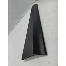 2024-2025 BUICK ENVISTA FRONT LEFT DRIVER SIDE DOOR LOWER MOLDING COVER OEM