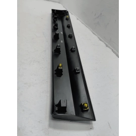 2024-2025 BUICK ENVISTA FRONT LEFT DRIVER SIDE DOOR LOWER MOLDING COVER OEM