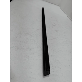 2024-2025 BUICK ENVISTA FRONT LEFT DRIVER SIDE DOOR WINDOW BELT MOLDING OEM