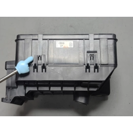 2024-2025 BUICK ENVISTA ENGINE BAY ROOM COVER FUSE RELAY JUNCTION LOWER BOX OEM