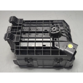 2024-2025 BUICK ENVISTA ENGINE BAY ROOM COVER FUSE RELAY JUNCTION LOWER BOX OEM