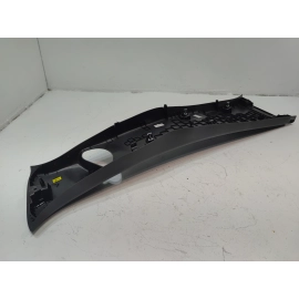 2024-2025 Buick Envista Righ Passenger Side B-Pillar Upper Trim Cover Panel OEM