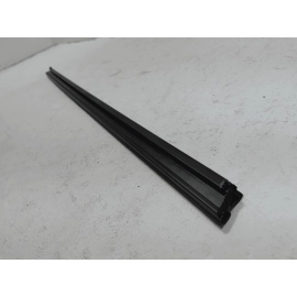 2024-2025 BUICK ENVISTA FRONT DRIVER SIDE DOOR WINDOW BELT WEATHERSRIP SEAL OEM