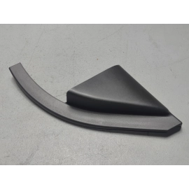 2024-2025 BUICK ENVISTA FRONT LEFT DRIVER SIDE DOOR CORNER TRIM COVER OEM