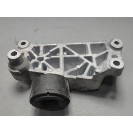 2024-25 BUICK ENVISTA FWD 1.2L ENGINE MOTOR MOUNT SUPPORT BRACKET W/ DAMPER OEM