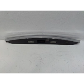2014-2020 ACURA MDX LIFTGATE LICENSE PLATE BEZEL COVER MOLDING W/ LAMP OEM 2014-2020 ACURA MDX LIFTGATE LICENSE PLATE BEZEL COVER MOLDING W/ LAMP OEM