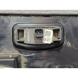 2014-2020 ACURA MDX LIFTGATE LICENSE PLATE BEZEL COVER MOLDING W/ LAMP OEM 2014-2020 ACURA MDX LIFTGATE LICENSE PLATE BEZEL COVER MOLDING W/ LAMP OEM