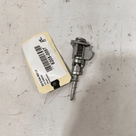 2018-2023 KIA RIO Front Left Driver Side Door Lock Cylinder OEM