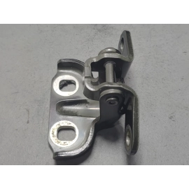 2024-2025 BUICK ENVISTA FRONT DRIVER SIDE DOOR HINGE LOWER OEM