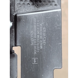 2024-2025 BUICK ENVISTA PREFERRED PASSENGER SIDE SKIRT ROCKER PANEL MOLDING OEM