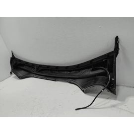 2024-2025 BUICK ENVISTA FRONT WINDSHIELD COWL GRILLE TRIM COVER PANEL COVER OEM