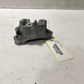 2018 - 2023 GMC TERRAIN AWD 1.5L ENGINE MOTOR LEFT MOUNT SUPPORT BRACKET OE