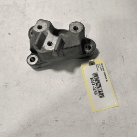 2018 - 2023 GMC TERRAIN AWD 1.5L ENGINE MOTOR LEFT MOUNT SUPPORT BRACKET OE