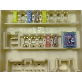 2017 - 2020 ACURA MDX REAR FUSE RELAY BOX JUNCTION BLOCK OEM