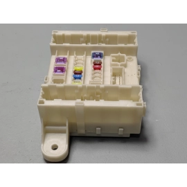 2017 - 2020 ACURA MDX REAR FUSE RELAY BOX JUNCTION BLOCK OEM