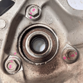 DENT! 2018-2023 GMC TERRAIN REAR DRIVER SIDE SPINDLE STEERING KNUCKLE & HUB