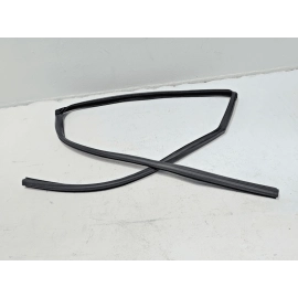 2014-2020 ACURA MDX REAR PASSENGER DOOR WINDOW RUN CHANNEL WEATHERSTRIP SEAL OEM