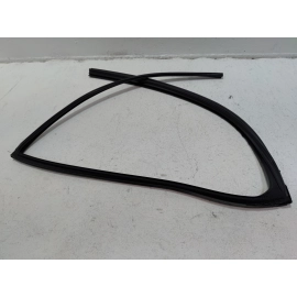 TOYOTA RAV4 2019-2025 REAR PASSENGER SIDE DOOR WINDOW GLASS RUN CHANNEL SEAL OEM