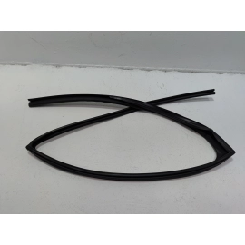 2019-2024 TOYOTA RAV4 REAR DRIVER SIDE DOOR WINDOW GLASS RUN CHANNEL SEAL OEM