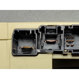 TOYOTA RAV4 2019 - 2025 MULTIPLEX MODULE FUSE RELAY JUNCTION BLOCK UNIT OEM