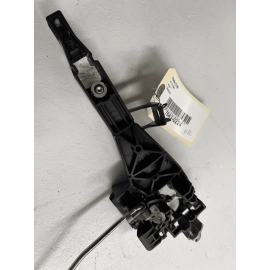 2023 MAZDA CX-50 FRONT LEFT DRIVER DOOR EXTERIOR OUTER HANDLE BASE BRACKET 