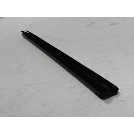2024-2025 BUICK ENVISTA REAR DRIVER SIDE WINDOW INNER BELT WEATHERSTRIP SEAL OEM