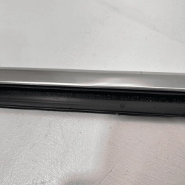FORD FUSION 2013-20 FRONT LEFT DRIVER SIDE DOOR WINDOW MOLDING WEATHERSTRIP