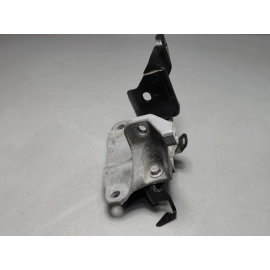 2018-2025 TOYOTA RAV4 LEFT DRIVER SIDE AUTOMATIC TRANSMISSION MOUNT BRACKET OEM